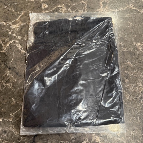 Coofandy Black Workout Shorts (7 Inch Inseam) - Picture 9 of 9